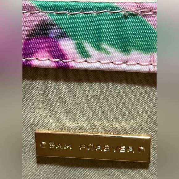 3 AM FOREVER GRAFFITI HANDBAG CROSSBODY NWT - Picture 4 of 4